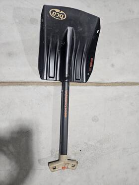 C2216001010 Backcountry Access 2t-s Avalanche Shovel - Black