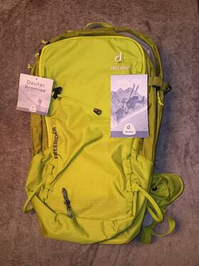 Deuter 3303321-8204-0 Freeride 30 - Green Citrus Moss New With Tags