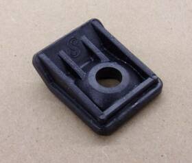 P1457x-96 Saber Traction Plastic Backer Plates 7mm Inch One Hole Angled 96 Pcs
