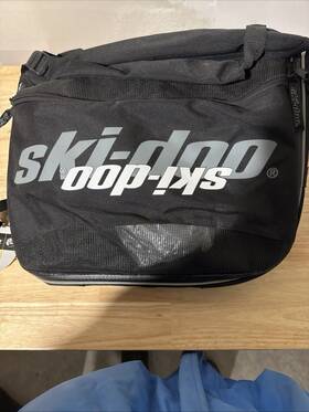 118857 Ski-doo Submit X Sac Snowmobile