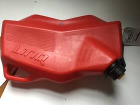 860201775 Ski-doo Linq Used Branded Easy Pour 1 Gallon Fuel Caddy Oem
