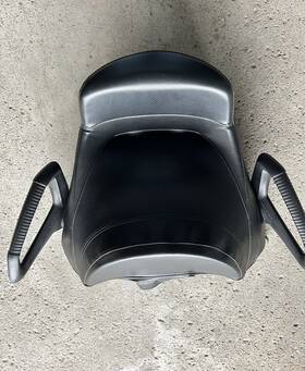 P510004703 Ski-doo Rev 1 Seat 2 Up Warmer Mitts 2004 2005 2006 2007