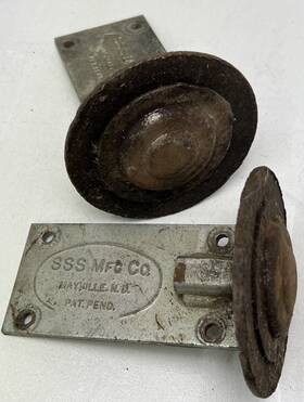 10p02 Sss Mfg Co. Vintage Snowmobile Ski Pizza Cutters 4 Inch Diameter Steel Wheel Set Of 2 Used