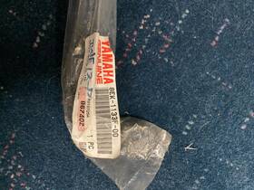 8ek-1133f-00-00 Yamaha - Cable Pulley 2