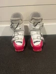 Rossignol Fun Girl's / Teen's Ski Boots Mondo 19, Size 12 Kids. Fixed Price $47.00.
