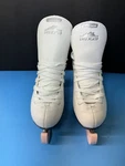 Lake Placid Cascade Youth Size 3 Figure Skate And Guards. Fixed Price $24.89.