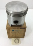 Genuine 014.28 Hirth 200R 372CC Engine Standard Bore Piston With Rings Nos. Fixed Price $97.99.