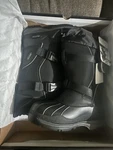Baffin Boots Style 4010-0048. Fixed Price $100.00.