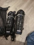 Tour Cdn Msx Shock Series Knee/shin Guards Small 11/12 Ice Roller Hockey Black. Fixed Price $18.99.